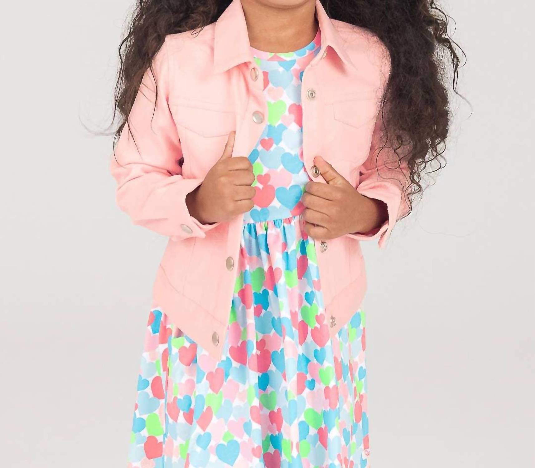 Джинсовая куртка-стрейч для девочек розового цвета RuffleButts
Джинсовая куртка-стрейч для девочек розового цвета RuffleButts