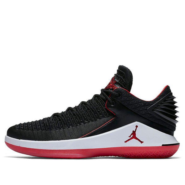 Кроссовки 32 низкие Air Jordan, черный
Кроссовки 32 низкие Air Jordan, черный