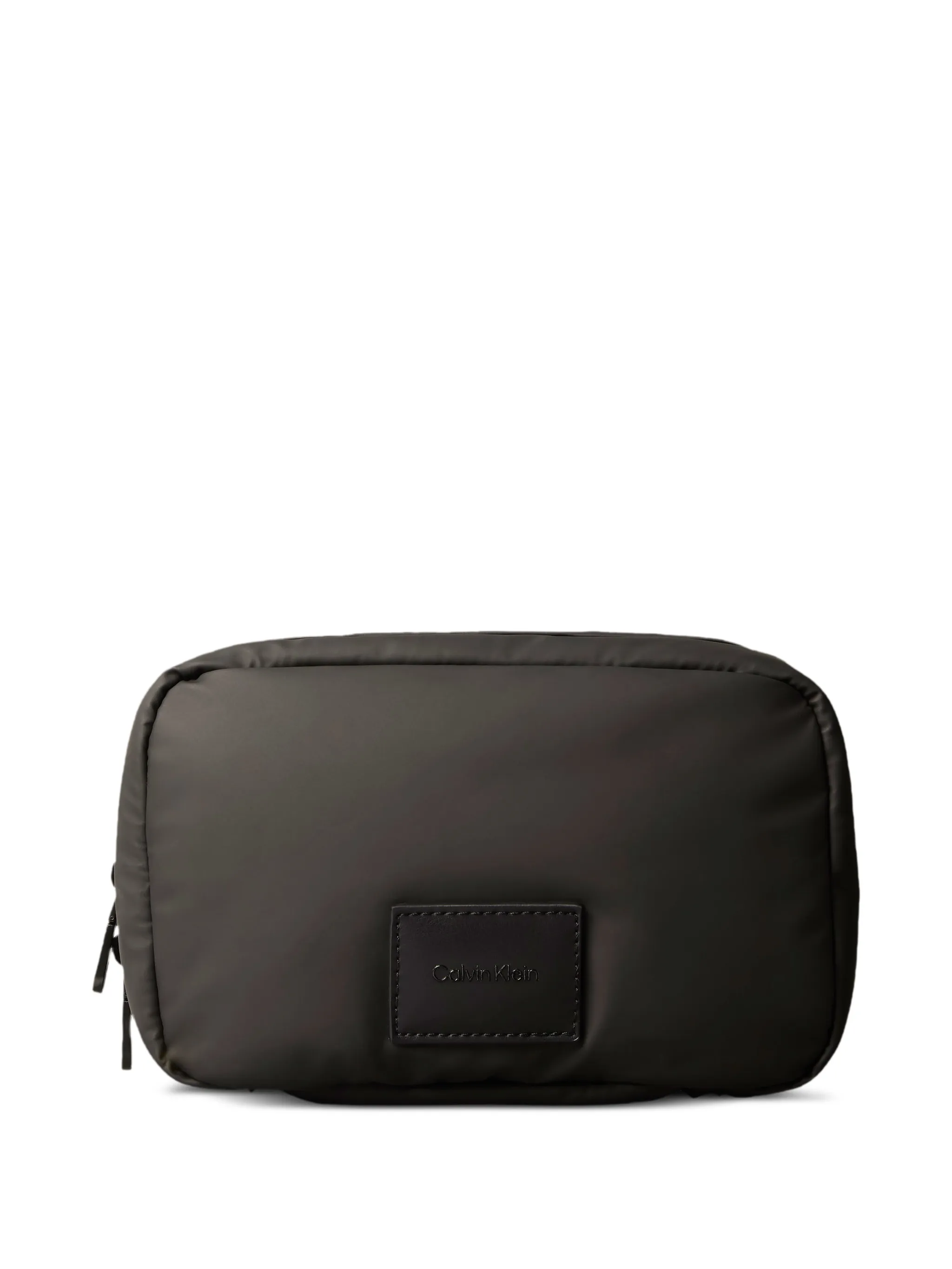 Несессер на молнии Calvin Klein, черный
Несессер на молнии Calvin Klein, черный