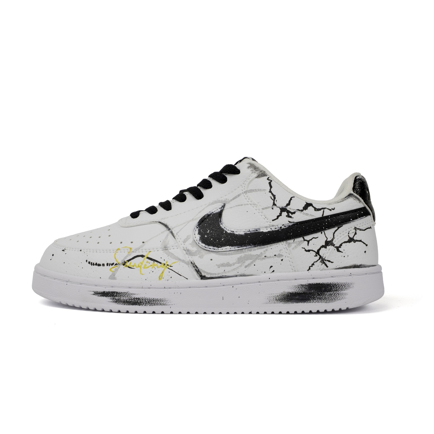 Court Vision 1 Spacetime Rift кожаные с амортизацией устойчивые к истиранию дышащие низкие кроссовки для скейтбординга Unisex Nike, черный
Court Vision 1 Spacetime Rift кожаные с амортизацией устойчивые к истиранию дышащие низкие кроссовки для скейтбординга Unisex Nike, черный