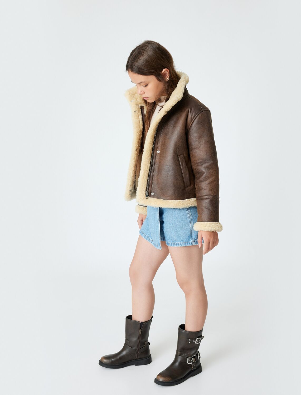 Koton Куртка для межсезонья в коричневом цвете
Koton Куртка для межсезонья в коричневом цвете