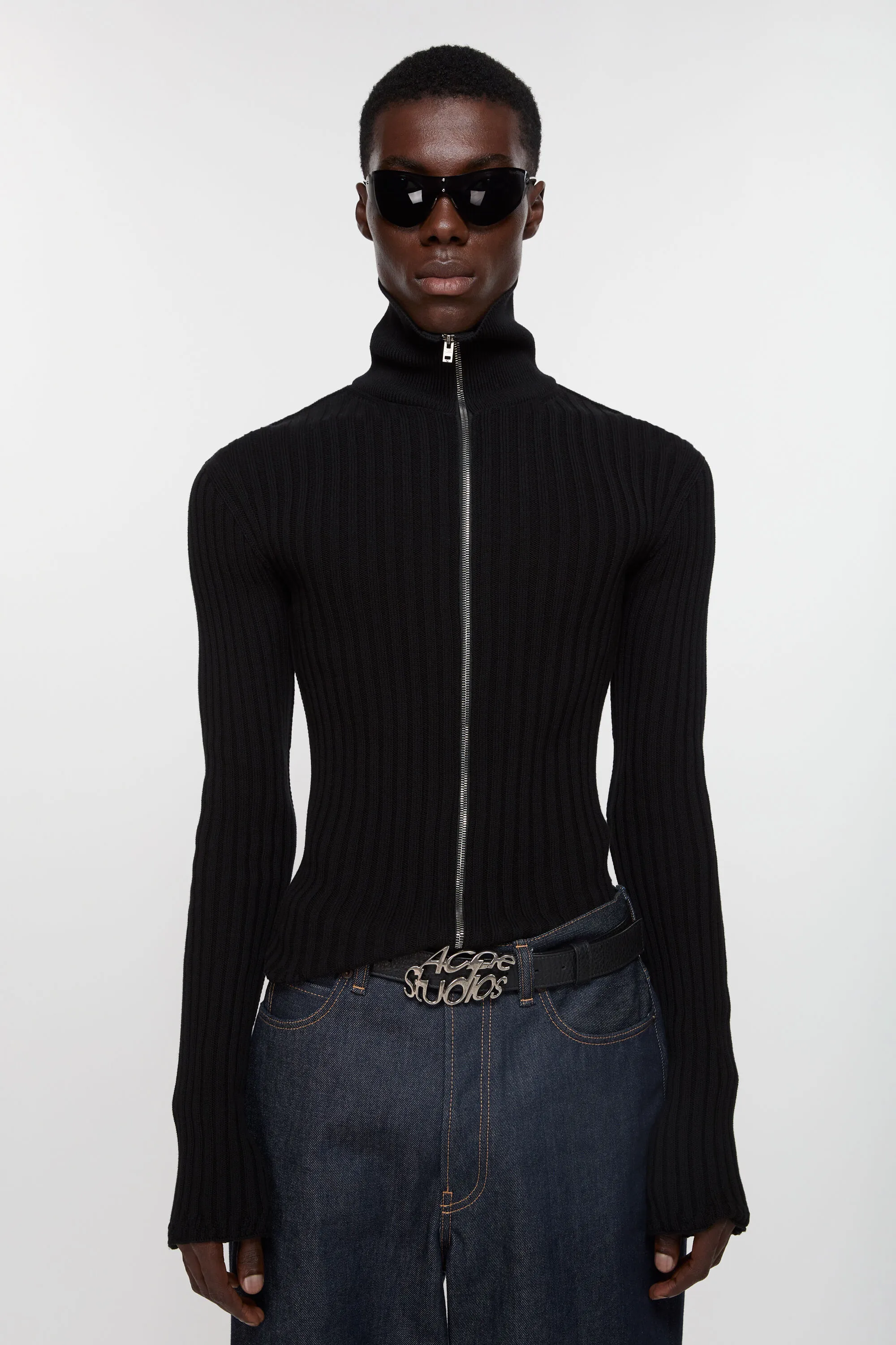 Кардиган на молнии Acne Studios, черный
Кардиган на молнии Acne Studios, черный