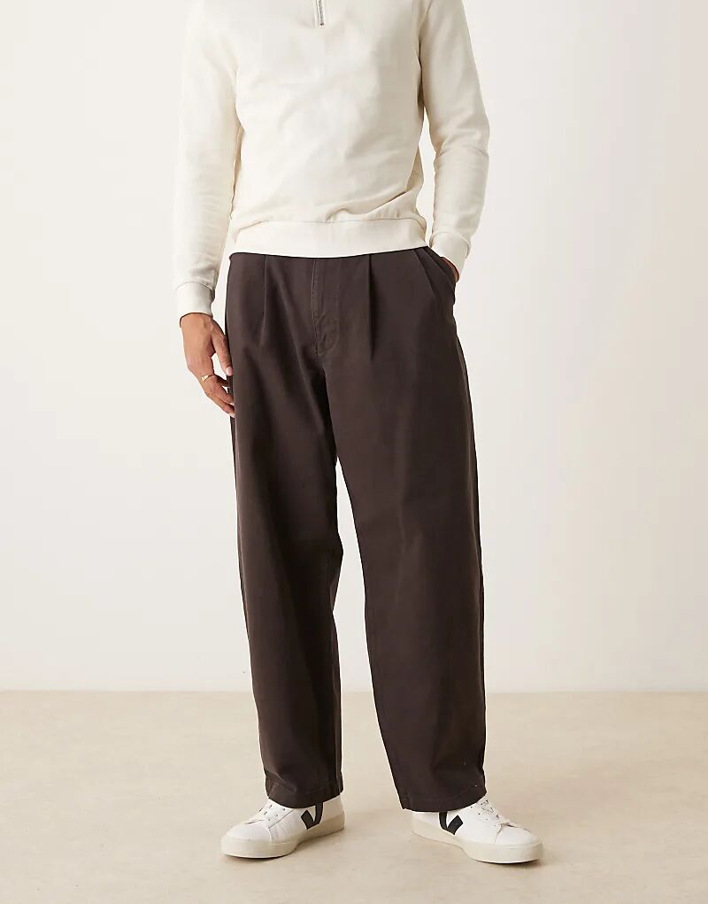 Свободные прямые брюки ASOS DESIGN коричневого цвета с двойными складками
Свободные прямые брюки ASOS DESIGN коричневого цвета с двойными складками