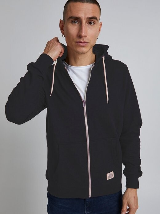 Толстовка бноа Blend, черный
Толстовка бноа Blend, черный