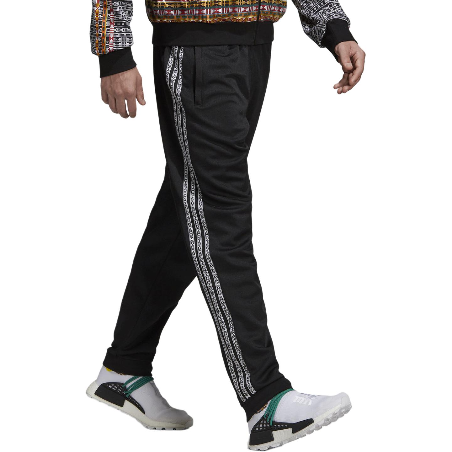 Трикотажные спортивные штаны мужские Adidas, Ea2465
Трикотажные спортивные штаны мужские Adidas, Ea2465