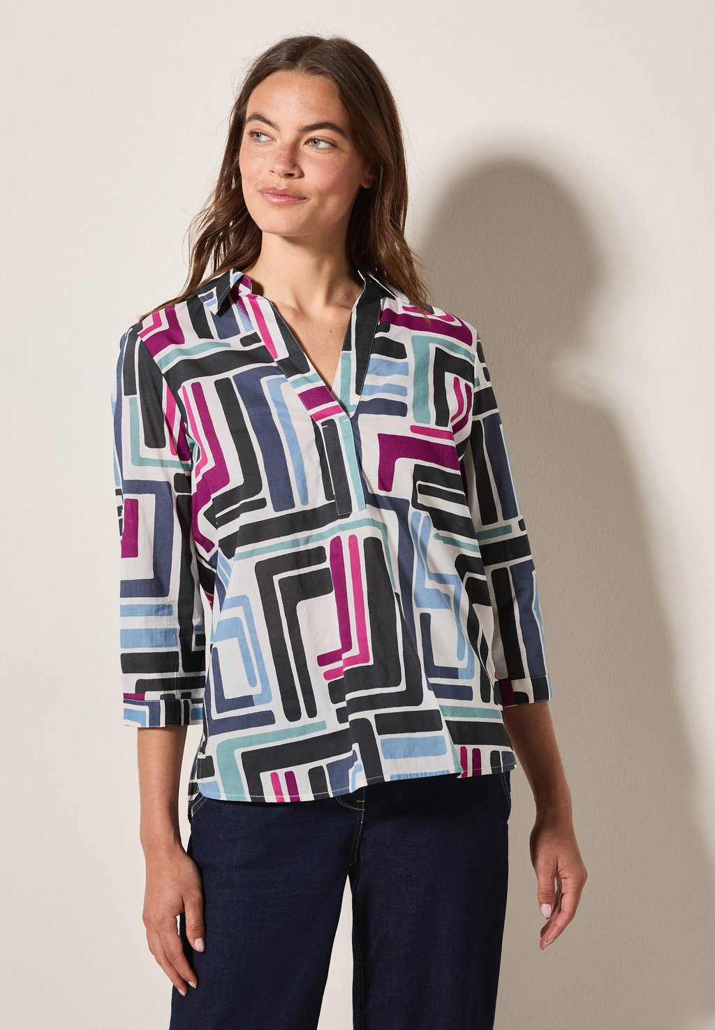 Блуза GEMUSTERTE Cecil, белый
Блуза GEMUSTERTE Cecil, белый