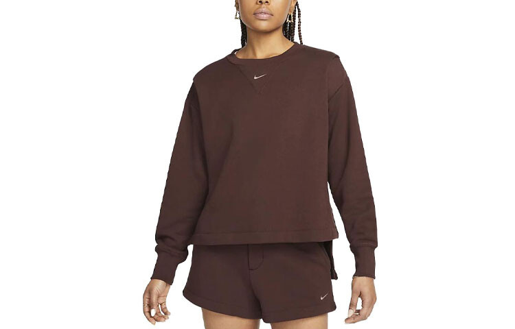 Толстовка женская темно-коричневая Nike
Толстовка женская темно-коричневая Nike