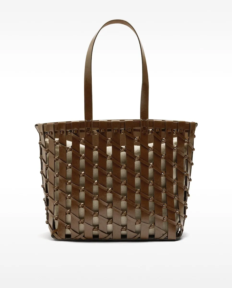 Плетеная сумка-шоппер с гладкой молнией Parfois, темно-коричневый
Плетеная сумка-шоппер с гладкой молнией Parfois, темно-коричневый
