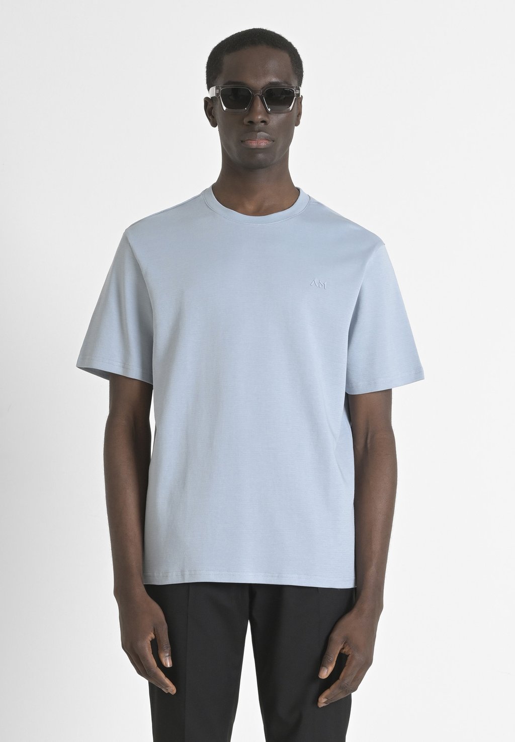 Базовая футболка Antony Morato, светло-голубой
Базовая футболка Antony Morato, светло-голубой