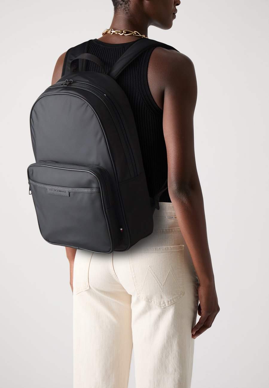 Рюкзак Tommy Hilfiger REPREVE BACKPACK UNISEX, Black
Рюкзак Tommy Hilfiger REPREVE BACKPACK UNISEX, Black