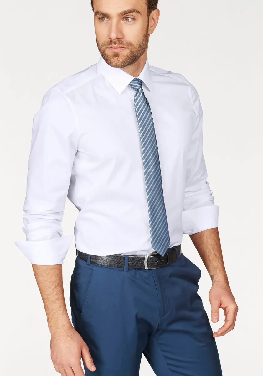 Деловая рубашка OLYMP "Level Five Body Fit", с удлиненными рукавами, белый
Деловая рубашка OLYMP "Level Five Body Fit", с удлиненными рукавами, белый