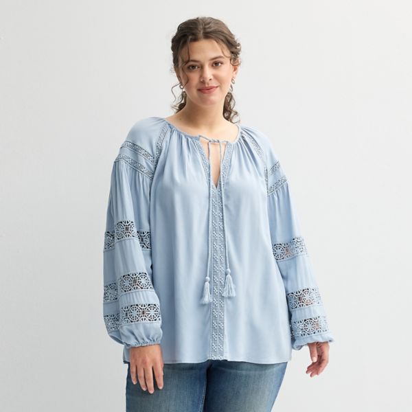 Плюс сайз топ с длинными рукавами и сборкой на горловине с завязками Chelsea & Theodore, голубой
Плюс сайз топ с длинными рукавами и сборкой на горловине с завязками Chelsea & Theodore, голубой