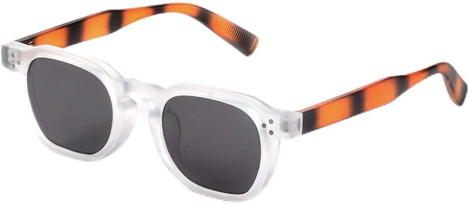 Модные солнцезащитные очки Polygon в винтажном стиле с круглыми заклепками, для женщин и мужчин, с защитой от бликов и ультрафиолетового излучения HYYZZC, C5 Brown Grey
Модные солнцезащитные очки Polygon в винтажном стиле с круглыми заклепками, для женщин и мужчин, с защитой от бликов и ультрафиолетового излучения HYYZZC, C5 Brown Grey