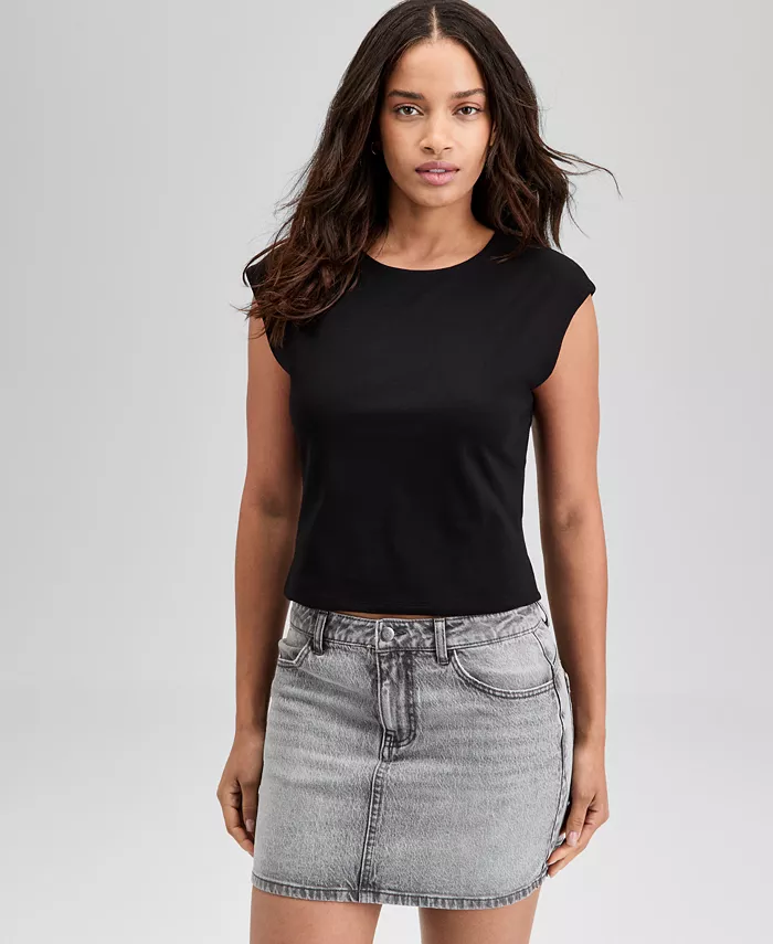 Женский топ без рукавов с круглым вырезом And Now This, черный
Женский топ без рукавов с круглым вырезом And Now This, черный