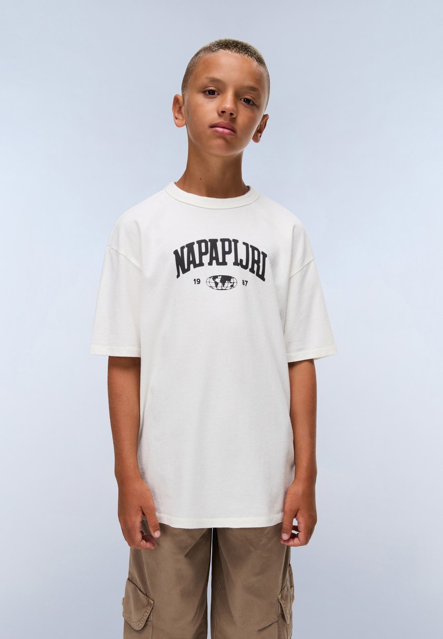 Футболка Napapijri INOT UNISEX, White Heron/White, Белый, Футболка Napapijri INOT UNISEX, White Heron/White
Футболка Napapijri INOT UNISEX, White Heron/White, Белый, Футболка Napapijri INOT UNISEX, White Heron/White