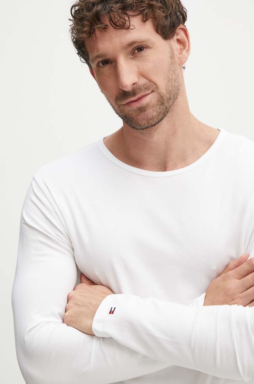 Комплект из 3 рубашек с длинными рукавами Tommy Hilfiger, бежевый
Комплект из 3 рубашек с длинными рукавами Tommy Hilfiger, бежевый