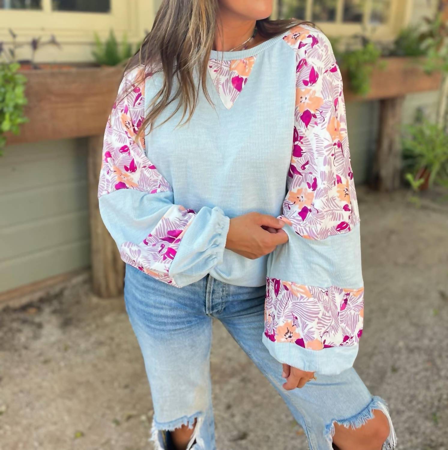 Длинный рукав топа tylerа синего цвета One Eleven North
Длинный рукав топа tylerа синего цвета One Eleven North