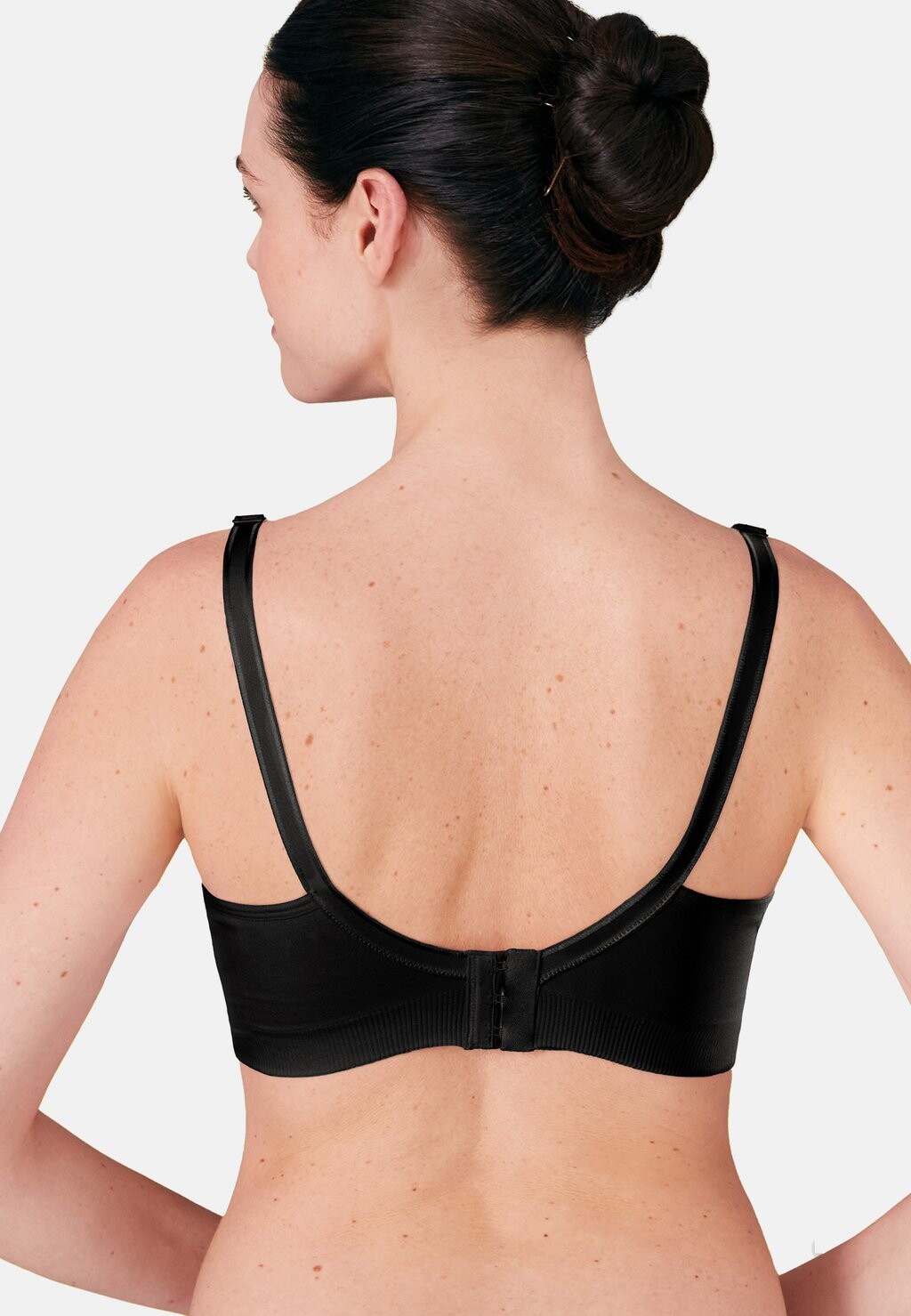 Бюстгальтер пуш-ап Medela, черный
Бюстгальтер пуш-ап Medela, черный