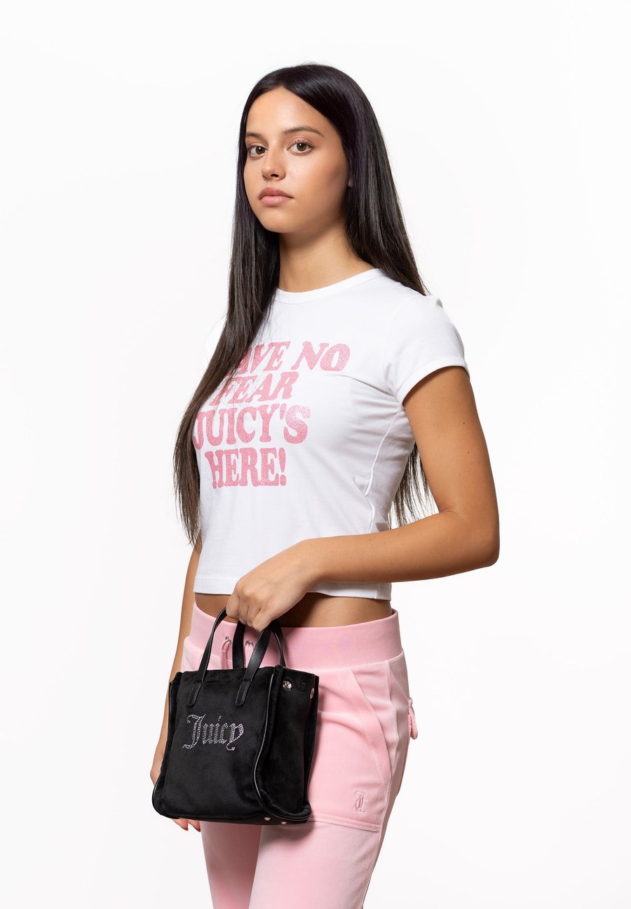 Сумка Juicy Couture IRIS VELVET, Black
Сумка Juicy Couture IRIS VELVET, Black