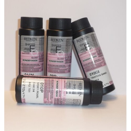Shades EQ Gloss Bonder Inside Деми-перманентная краска для волос 60 мл Redken
Shades EQ Gloss Bonder Inside Деми-перманентная краска для волос 60 мл Redken