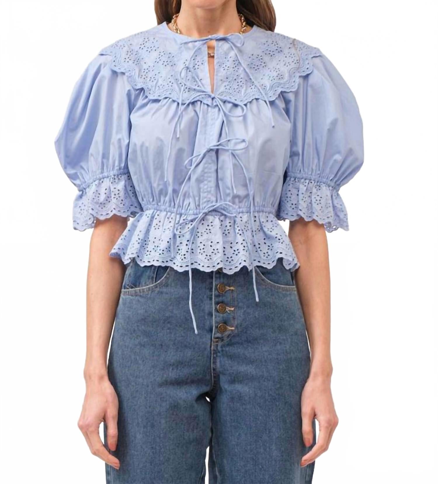 Sofie the Label Блузка Emi с V-образным вырезом и бантом, цвет барвинок
Sofie the Label Блузка Emi с V-образным вырезом и бантом, цвет барвинок