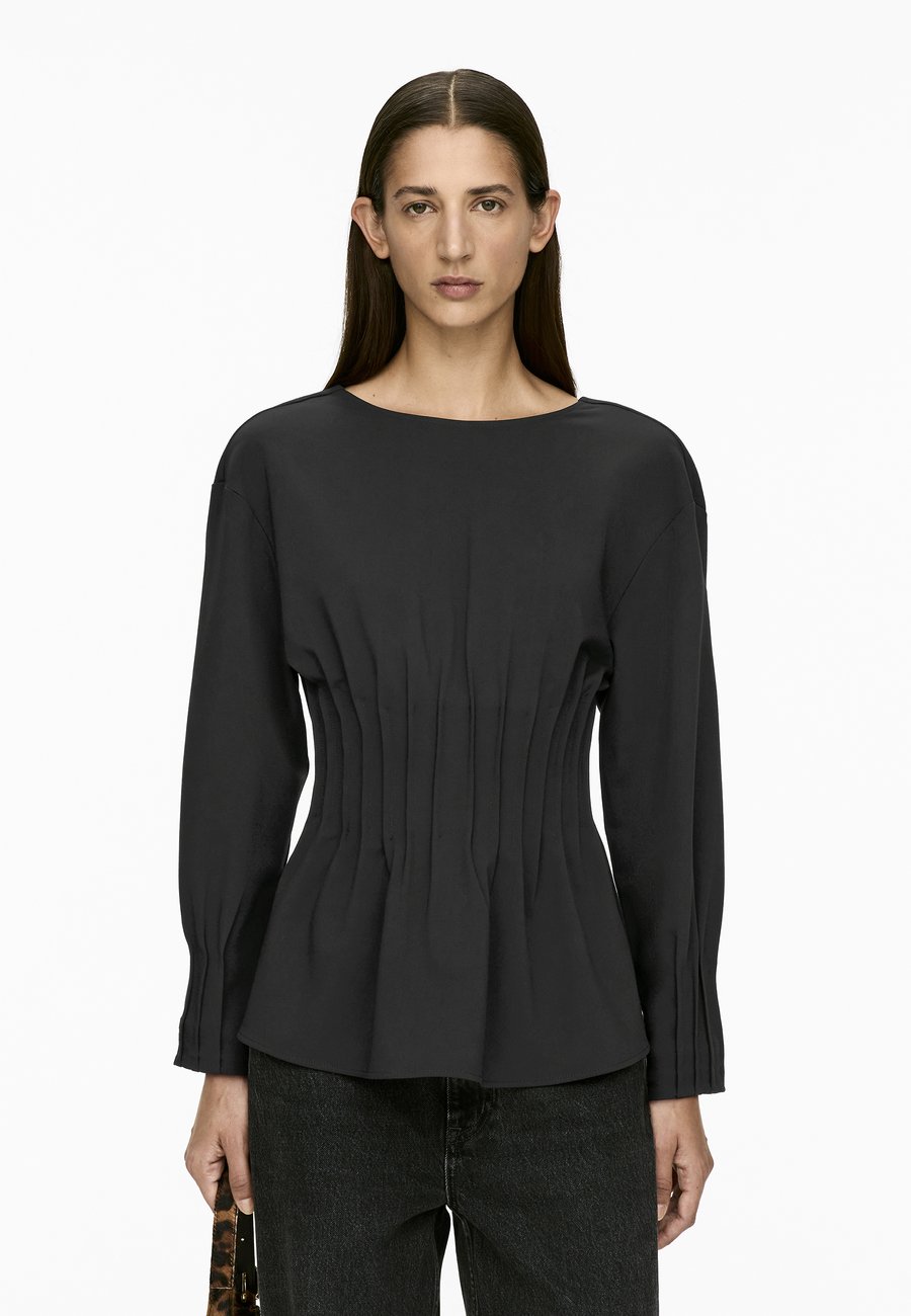 Блуза ARKET Blouse, Black
Блуза ARKET Blouse, Black