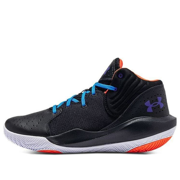 Кроссовки jet 21 'black blue orange' Under Armour, черный
Кроссовки jet 21 'black blue orange' Under Armour, черный