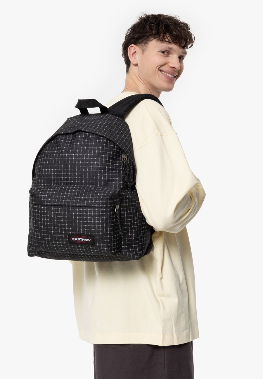 Рюкзак Eastpak DAY PAK'R, Refleks Space Black/Black
Рюкзак Eastpak DAY PAK'R, Refleks Space Black/Black