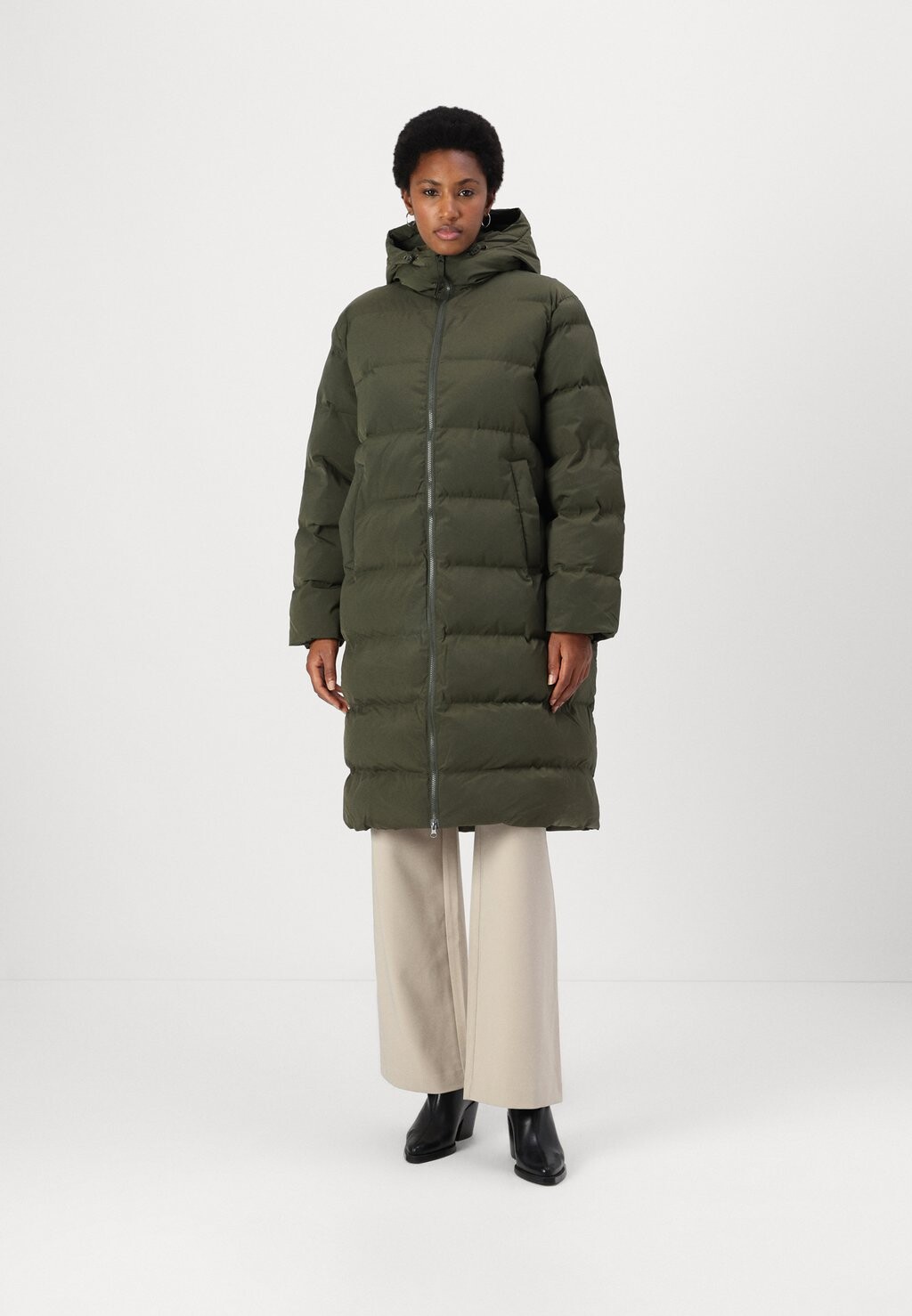 Зимнее пальто SASERAN COAT Samsøe Samsøe, темно-зеленый
Зимнее пальто SASERAN COAT Samsøe Samsøe, темно-зеленый