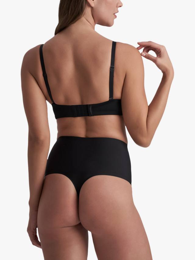 Трусы-стринги с эффектом контроля талии Bye Bra, Black
Трусы-стринги с эффектом контроля талии Bye Bra, Black