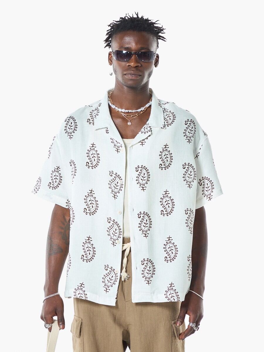 Классическая футболка VAMOS CLO Comfort fit Shirt, белый
Классическая футболка VAMOS CLO Comfort fit Shirt, белый