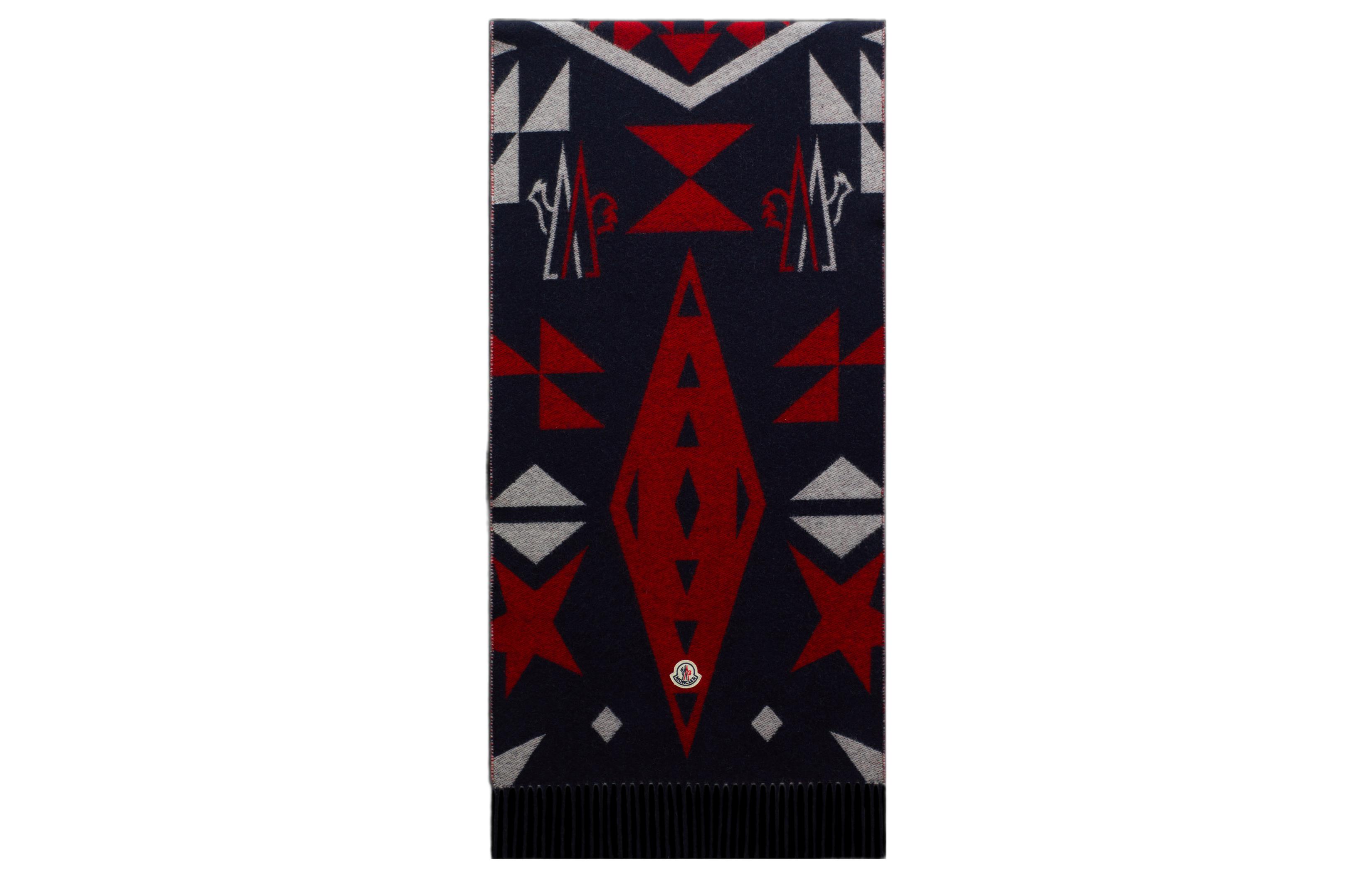 Шарф вязаный мужской Moncler темно-синий
Шарф вязаный мужской Moncler темно-синий