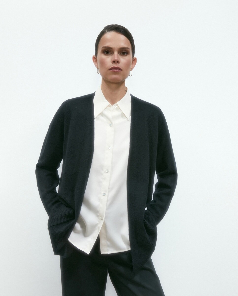 Женская кашемировая куртка с карманами Woman El Corte Inglés, черный
Женская кашемировая куртка с карманами Woman El Corte Inglés, черный