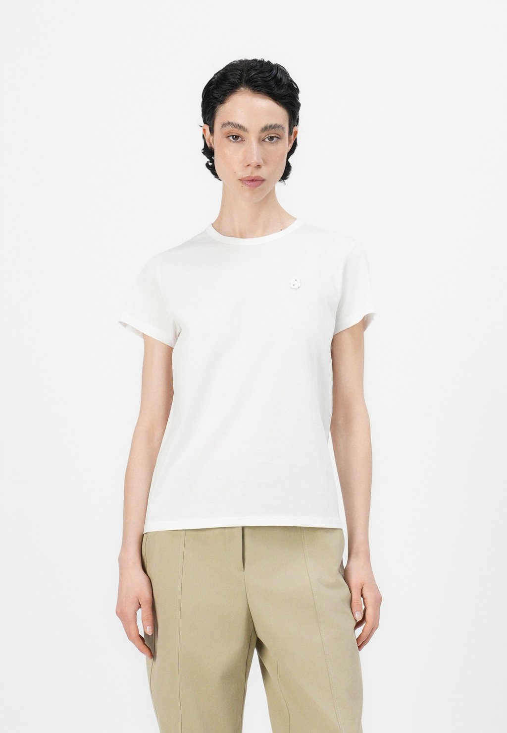 Базовая футболка EVENTSA BOSS, белый
Базовая футболка EVENTSA BOSS, белый