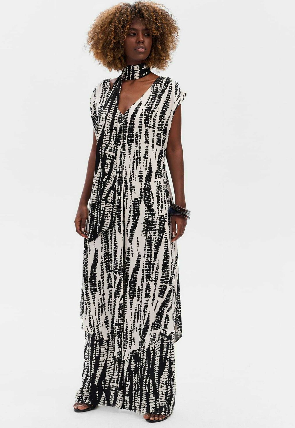 Туника blue shadow, черный
Туника blue shadow, черный