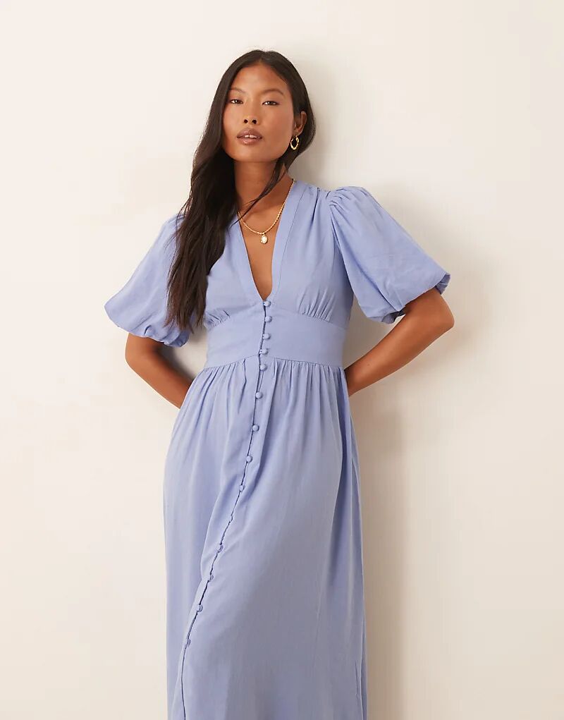 Платье миди Nobody's Child Petite Starlight с пуговицами спереди, синее
Платье миди Nobody's Child Petite Starlight с пуговицами спереди, синее