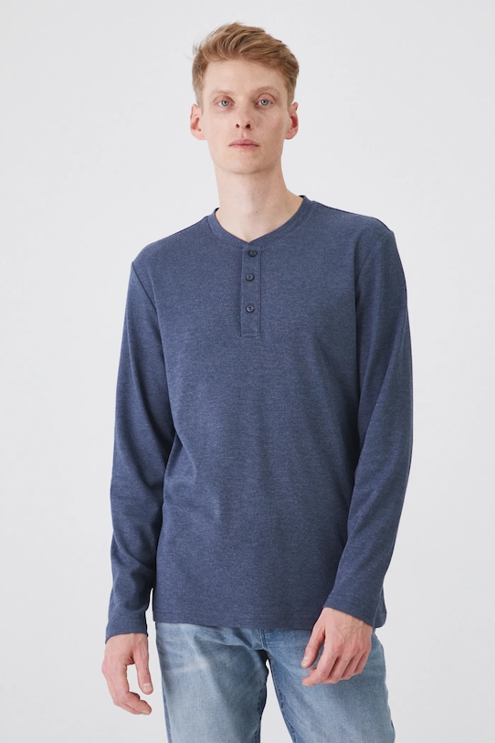 Лонгслив Medicine, темно-синий
Лонгслив Medicine, темно-синий