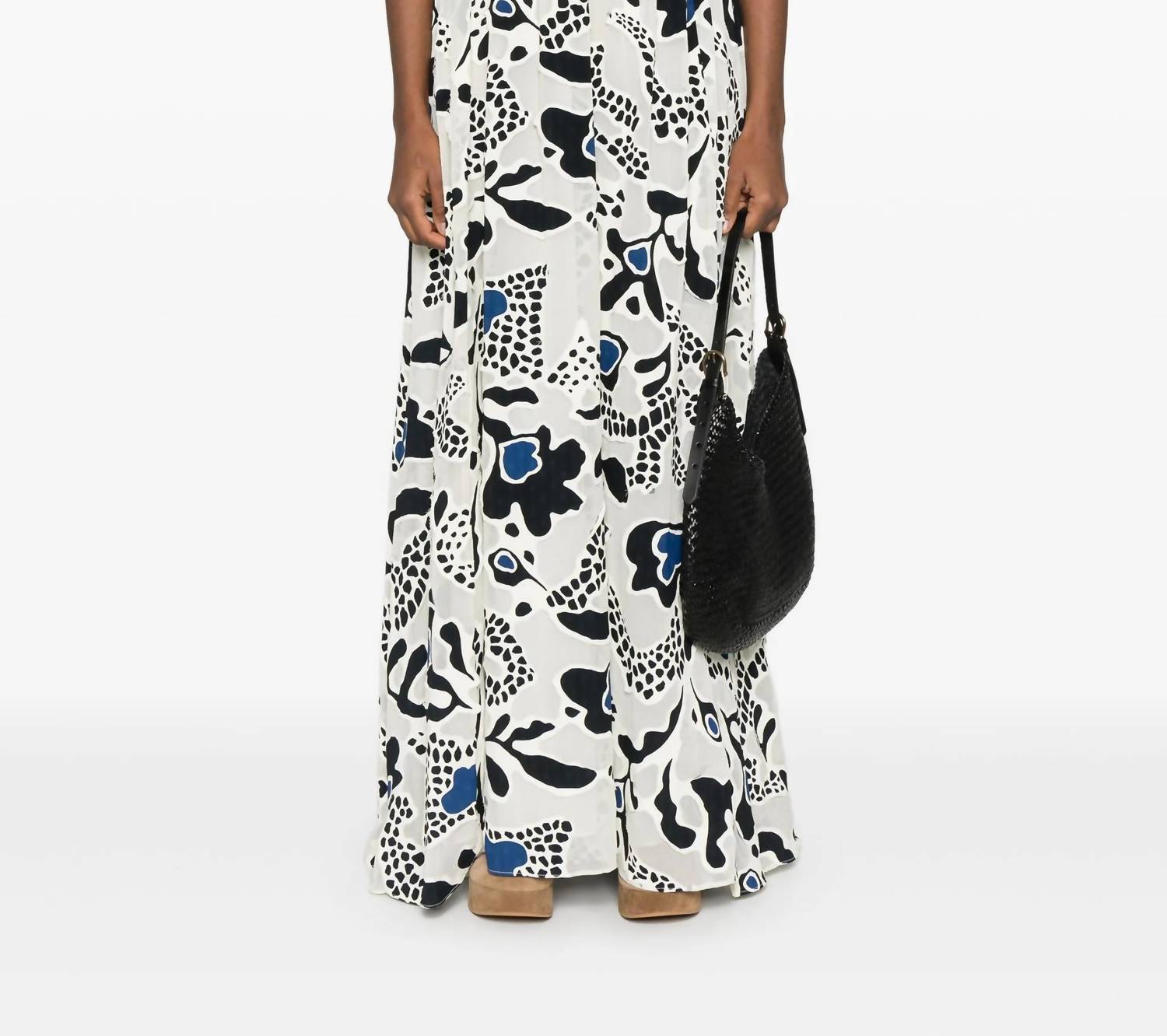 Платье Leilani в фарфоровом оттенке Ulla Johnson, Porcelain
Платье Leilani в фарфоровом оттенке Ulla Johnson, Porcelain