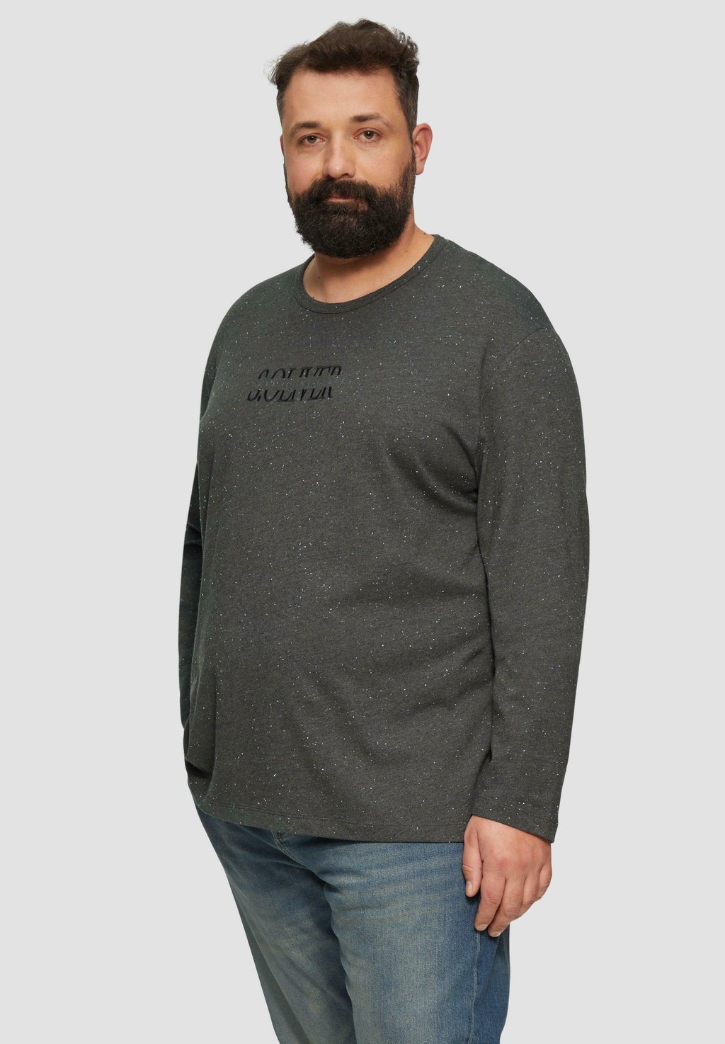 Топ с длинными рукавами AUS MIT LOGO s.Oliver, антрацит 
Топ с длинными рукавами AUS MIT LOGO s.Oliver, антрацит