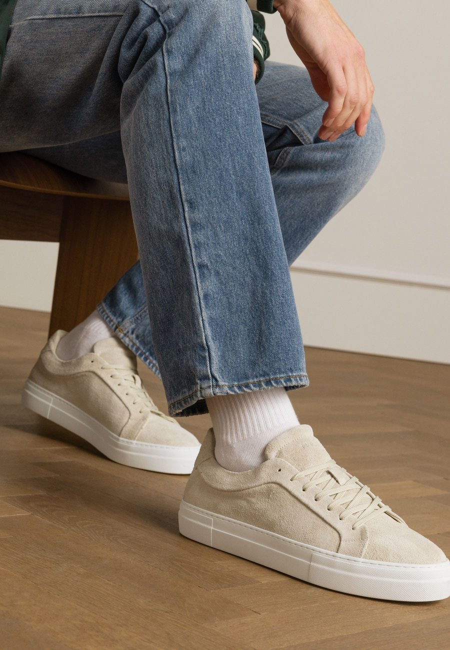 Кроссовки Manfield Trainers, Beige
Кроссовки Manfield Trainers, Beige