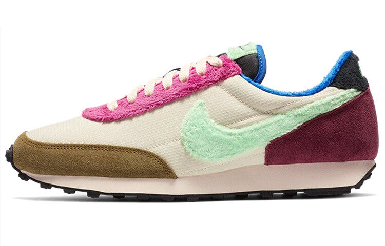 Женские кроссовки для бега Nike Daybreak
Женские кроссовки для бега Nike Daybreak