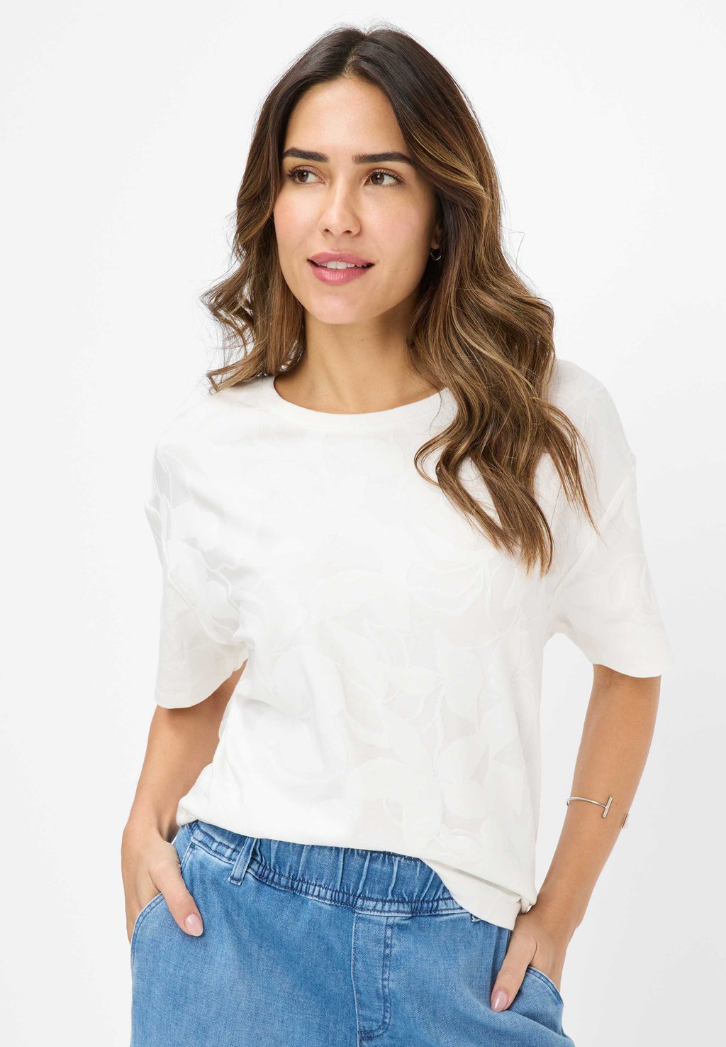 Футболка с принтом STYLE CALLY BRAX, кремовый
Футболка с принтом STYLE CALLY BRAX, кремовый