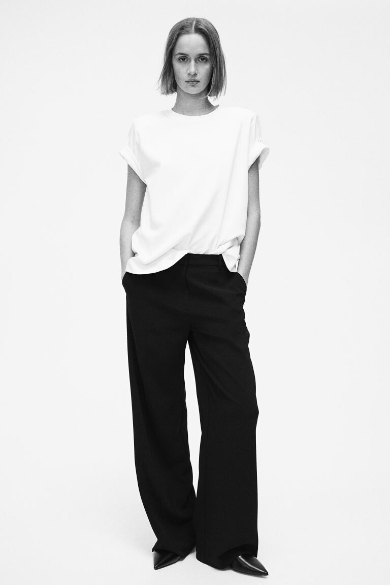 Прямые брюки H&M, черный
Прямые брюки H&M, черный