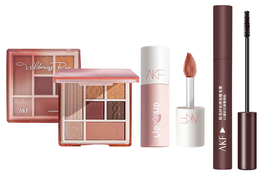 Набор косметики для женщин AKF
Набор косметики для женщин AKF