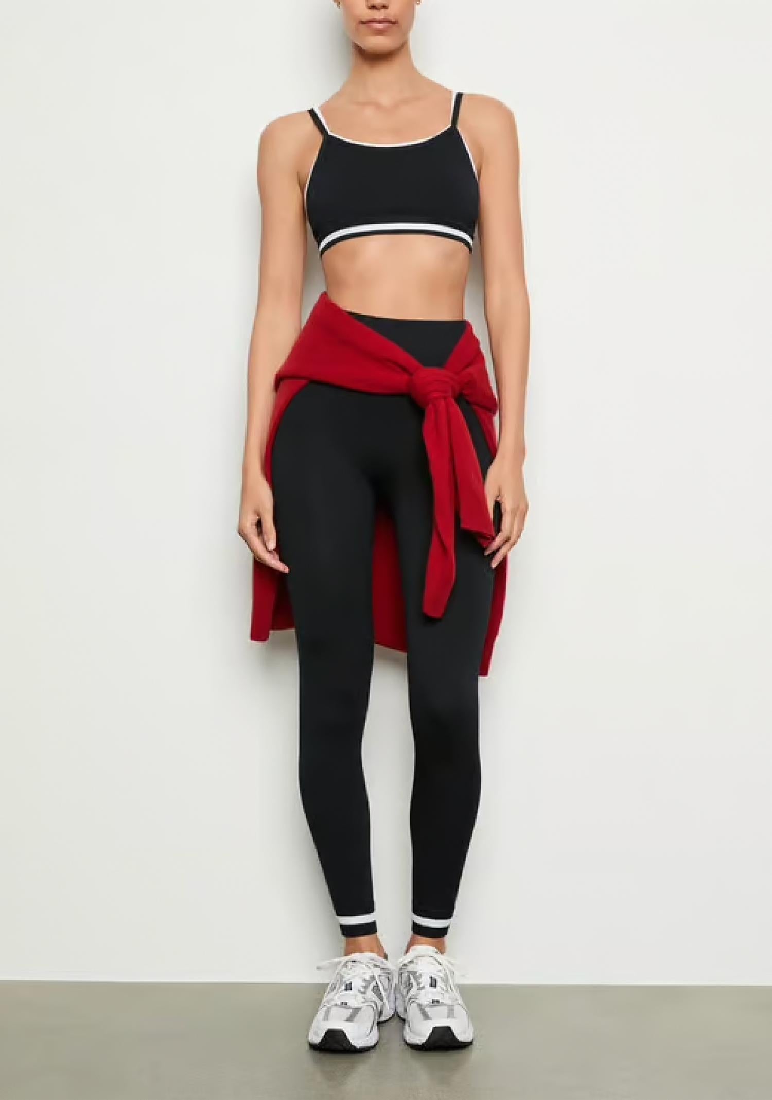 Форма бесшовный бюстгальтер Kelsey черного цвета THE UPSIDE
Форма бесшовный бюстгальтер Kelsey черного цвета THE UPSIDE