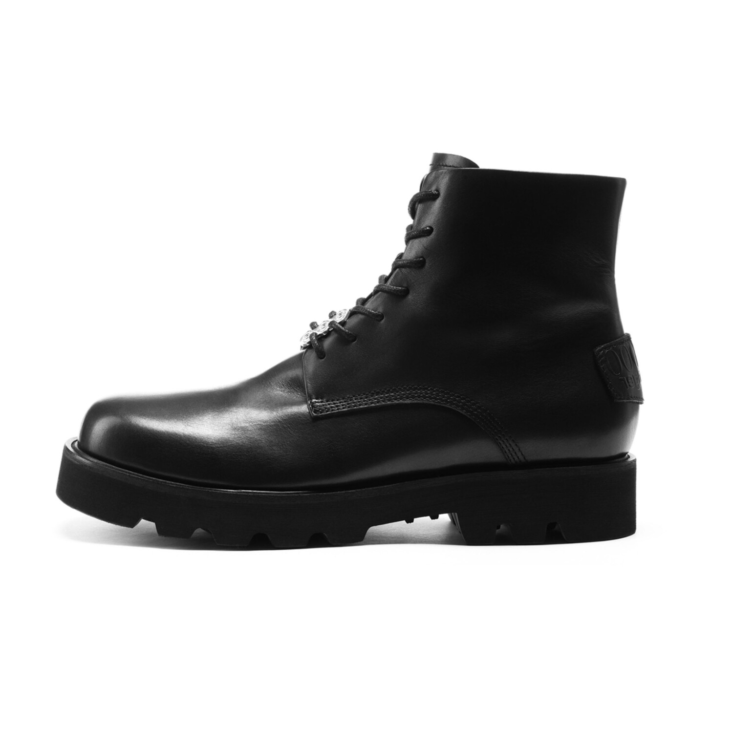 Мужские ботинки Men"s Casual Men Mid-Top, черный Kami Anger
Мужские ботинки Men"s Casual Men Mid-Top, черный Kami Anger