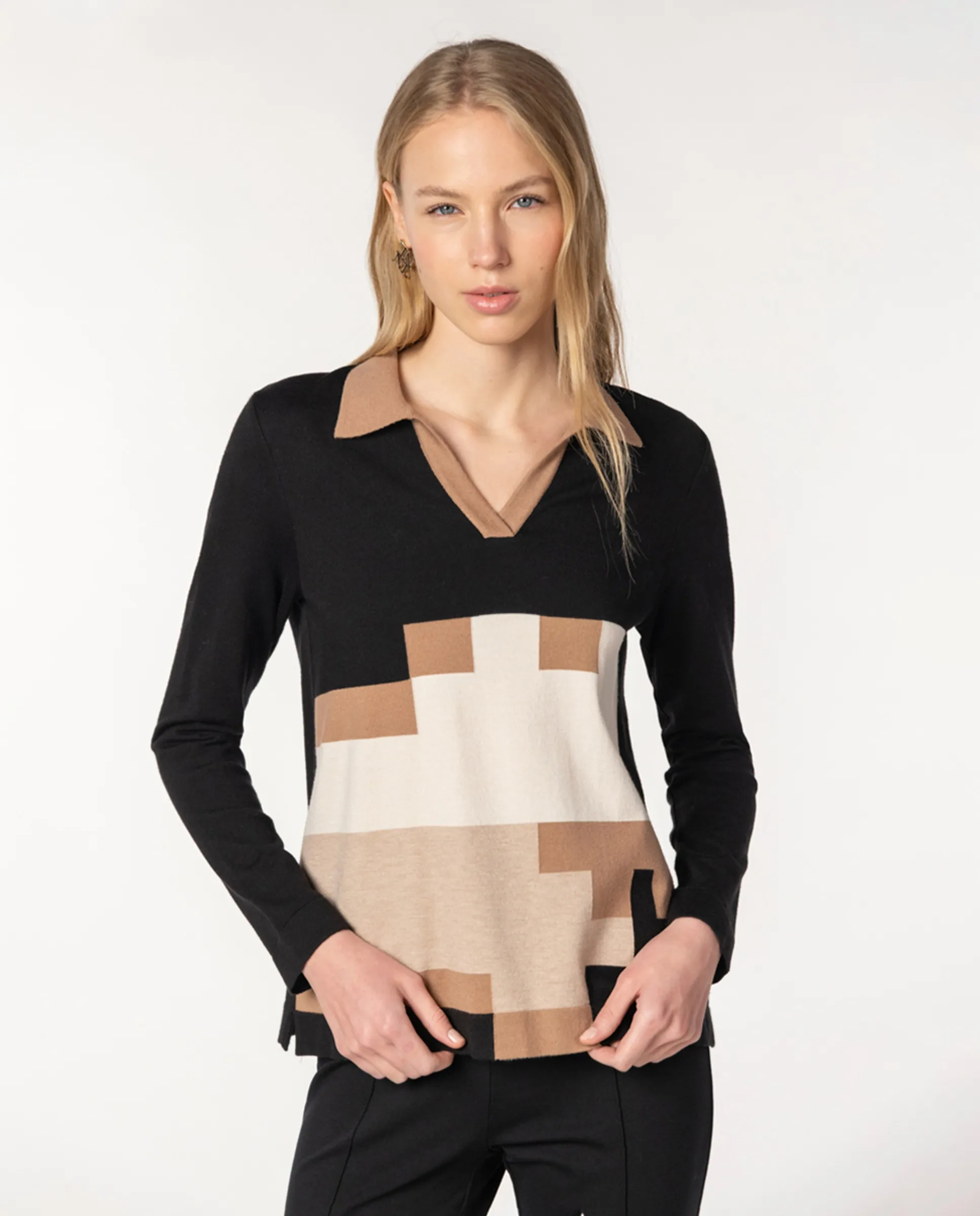 Женский свитер с геометрическим жаккардом и воротником поло Naulover, черный
Женский свитер с геометрическим жаккардом и воротником поло Naulover, черный