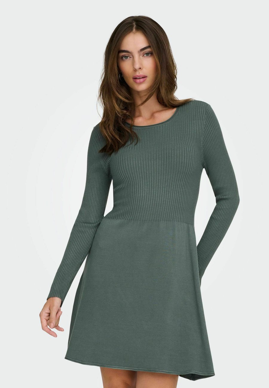Платье ONLY ONLALMA O-NECK, Balsam Green/Evergreen
Платье ONLY ONLALMA O-NECK, Balsam Green/Evergreen