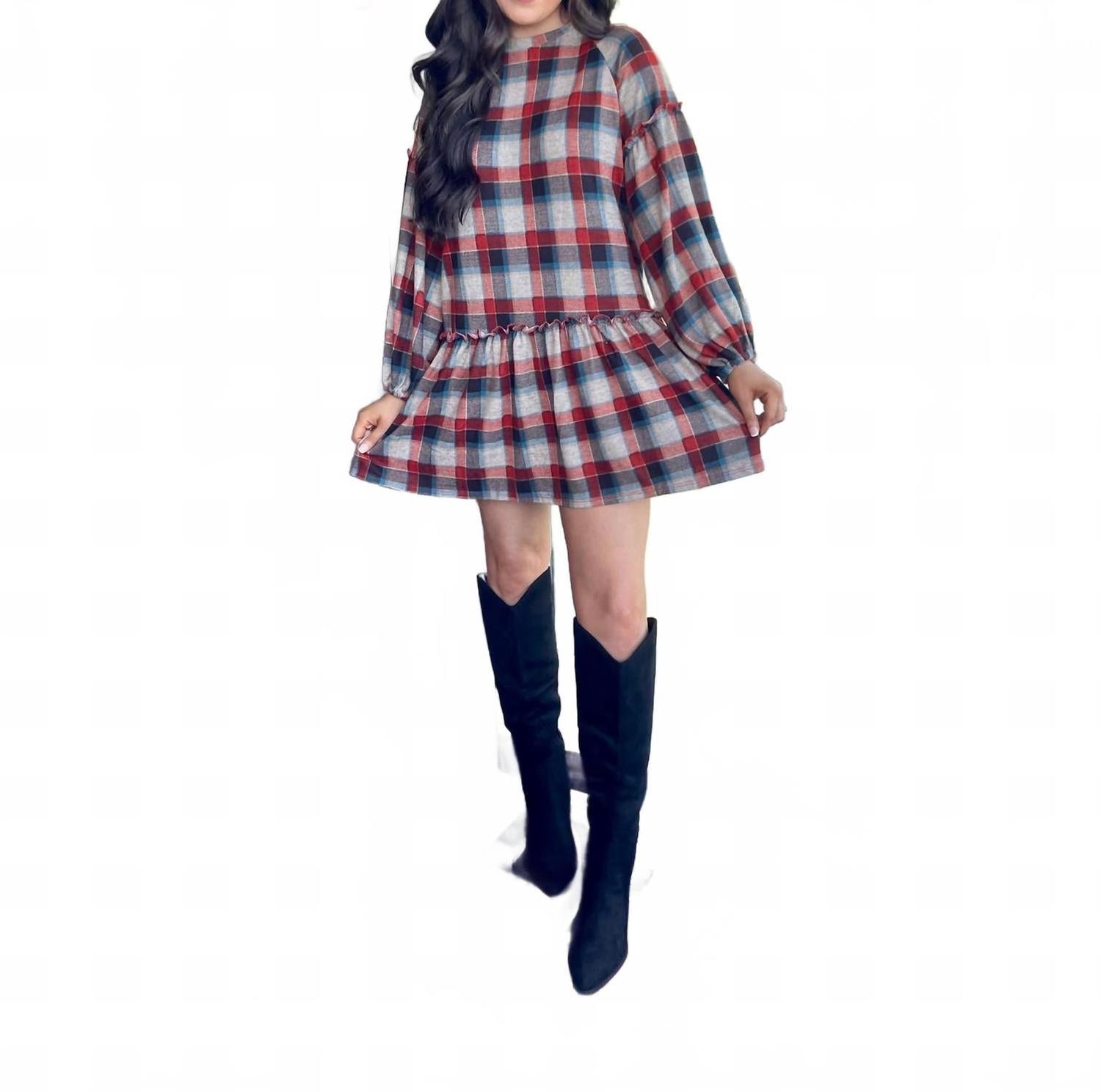 Красное плиссированное платье-туника бабидолл HYFVE
Красное плиссированное платье-туника бабидолл HYFVE