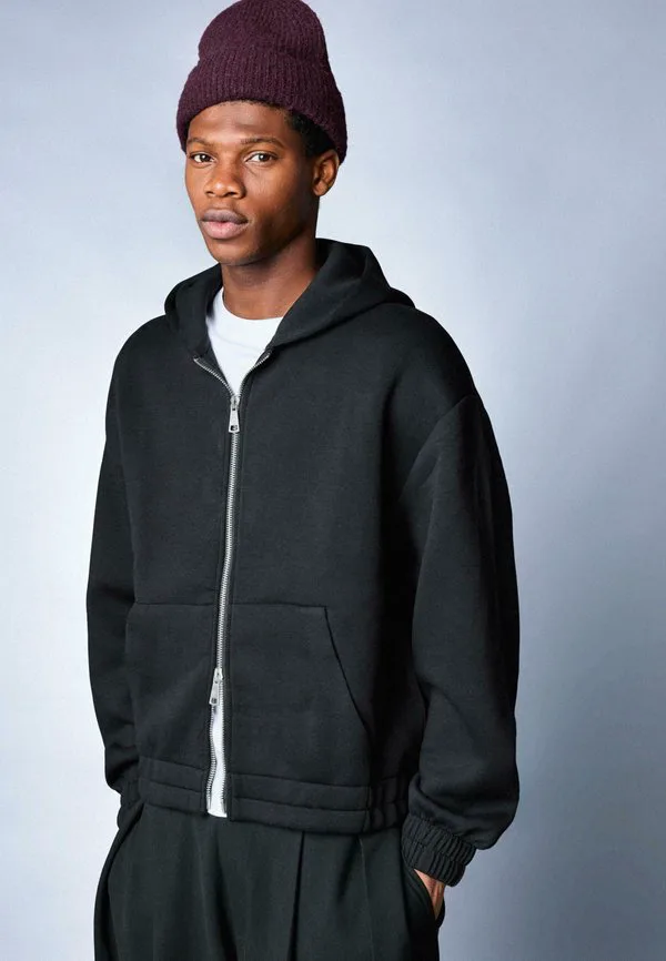 Толстовка на молнии с неопреновым эффектом Bershka, Black, Черный, Толстовка на молнии с неопреновым эффектом Bershka, Black
Толстовка на молнии с неопреновым эффектом Bershka, Black, Черный, Толстовка на молнии с неопреновым эффектом Bershka, Black